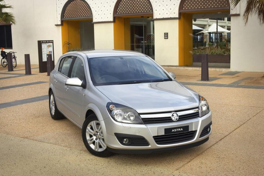  Holden Astra 1.9 CDTi 2006 года  (фото 22 из 36)